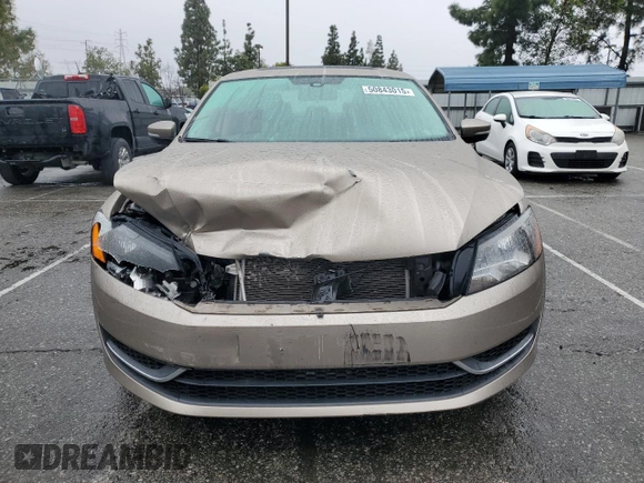 2015 Volkswagen Passat SE z VIN 1VWBV7A38FC066778, wystawiony jako Copart lot #50843015 z przebiegiem 100 790 mil mil oraz Szkoda całkowita • Salvage title. Historia ofert i sprzedaży dostępna na DreamBid. Obrazek 5.