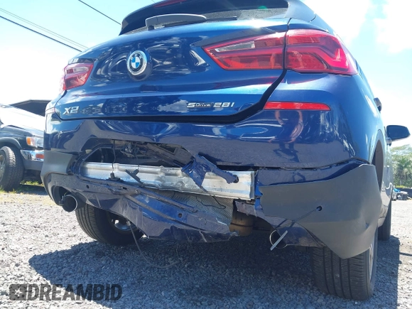 2020 BMW X2 sDrive28i with VIN WBXYH9C05L5P25132, listed as a IAAI auction lot 42269935 with 55,508 mi miles and . Bid and sale history available at DreamBid. Image 6.