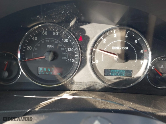 2007 Jeep Grand Cherokee Laredo with VIN 1J8GS48K07C630303, listed as a IAAI auction lot 40993022 with 254,294 mi miles. Bid and sale history available at carsss.com. Image 7.
