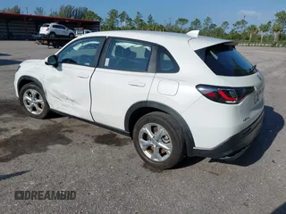 2024 Honda HR-V LX with VIN 3CZRZ1H32RM702956, listed as a IAAI auction lot 41975123 with 10,083 mi miles. Bid and sale history available at carsss.com. Image 3.