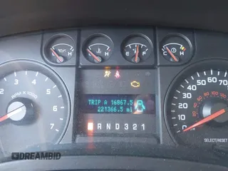2010 Ford F-150 XL with VIN 1FTVX1CV9AKE41615, listed as a IAAI auction lot 41460678 with 221,366 mi miles and . Bid and sale history available at DreamBid. Image 7.