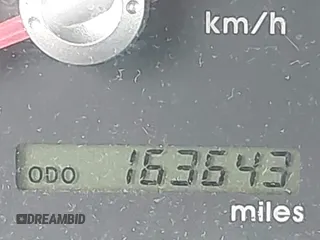 2005 Mitsubishi Endeavor LS z VIN 4A4MM21S05E066522, wystawiony jako IAAI lot #42256047 z przebiegiem 163 643 mil mil oraz . Historia ofert i sprzedaży dostępna na DreamBid. Obrazek 16.