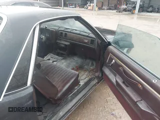 1983 Chevrolet El Camino z VIN 1GCCW80H5DR277552, wystawiony jako IAAI lot #40756516 z przebiegiem 73 947 mil mil oraz . Historia ofert i sprzedaży dostępna na DreamBid. Obrazek 5.
