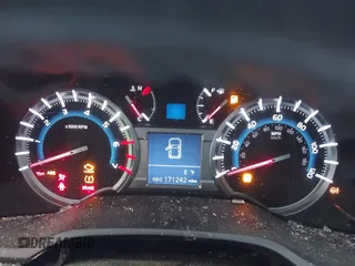 2018 Toyota 4Runner SR5 with VIN JTEBU5JR7J5550156, listed as a IAAI auction lot 41838265 with 171,242 mi miles and . Bid and sale history available at DreamBid. Image 7.