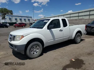 2015 Nissan Frontier S z VIN 1N6BD0CT7FN753908, wystawiony jako Copart lot #59128345 z przebiegiem 153 175 mil mil oraz Czysty tytuł • Clean title. Historia ofert i sprzedaży dostępna na DreamBid. Obrazek 1.