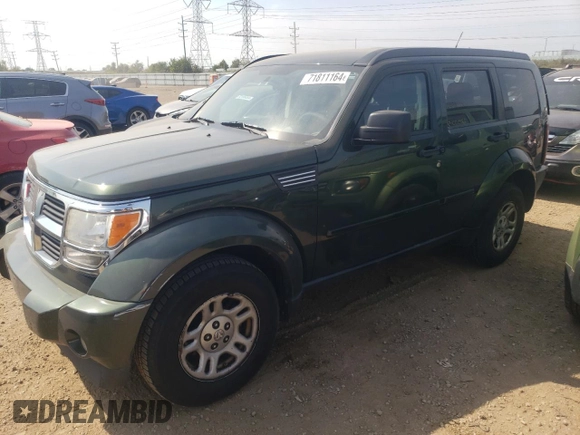 2010 Dodge Nitro SE z VIN 1D4PT2GK8AW124799, wystawiony jako Copart lot #71811164 z przebiegiem 108 013 mil mil oraz Szkoda całkowita • Salvage title. Historia ofert i sprzedaży dostępna na DreamBid. Obrazek 1.