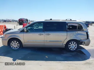 2012 Chrysler Town & Country Touring with VIN 2C4RC1BG7CR345261, listed as a IAAI auction lot 41777203 with 158,732 mi miles. Bid and sale history available at carsss.com. Image 14.