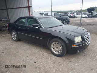2006 Chrysler 300 Touring z VIN 2C3KA53G46H431798, wystawiony jako IAAI lot #42196723 z przebiegiem 120 757 mil mil oraz . Historia ofert i sprzedaży dostępna na DreamBid. Obrazek 1.