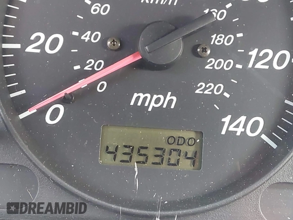 2000 Mazda Protege DX with VIN JM1BJ2221Y0208156, listed as a IAAI auction lot 41609657 with 435,304 mi miles and . Bid and sale history available at DreamBid. Image 14.