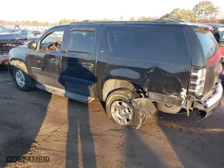 2013 Chevrolet Suburban LT with VIN 1GNSKJE78DR347079, listed as a IAAI auction lot 41404605 with 170,274 mi miles. Bid and sale history available at carsss.com. Image 3.