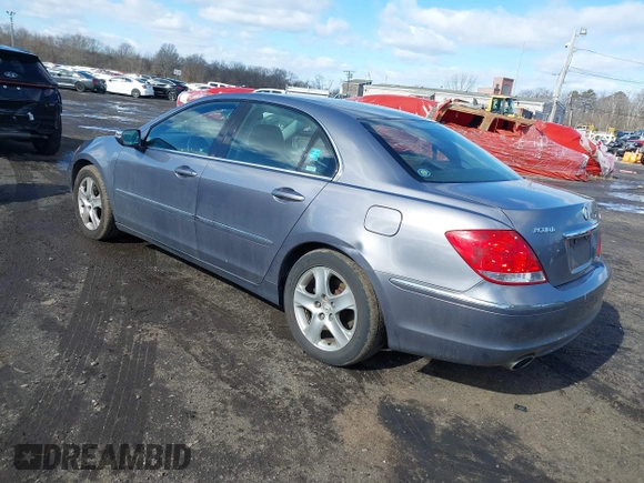 2007 Acura RL Tech Pkg with VIN JH4KB16617C000200, listed as a IAAI auction lot 41592490 with 224,508 mi miles. Bid and sale history available at carsss.com. Image 3.