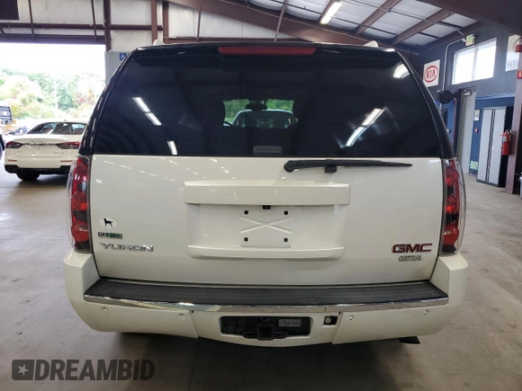 2012 GMC Yukon Denali with VIN 1GKS2EEF4CR147472, listed as a Copart auction lot 73318464 with 133,953 mi miles and Clean Title. Bid and sale history available at carsss.com. Image 6.