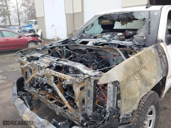 2018 Chevrolet Silverado 1500 Work Truck with VIN 1GCNCNEH8JZ346285, listed as a IAAI auction lot 41677579 with 1 mi miles. Bid and sale history available at carsss.com. Image 6.