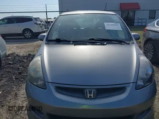 2008 Honda Fit Sport with VIN JHMGD386X8S058659, listed as a IAAI auction lot 42168584 with 210,589 mi miles. Bid and sale history available at carsss.com. Image 6.