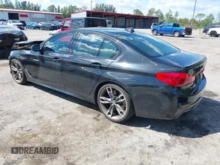 2019 BMW 5 Series M550i xDrive with VIN WBAJB9C51KB289355, listed as a IAAI auction lot 41867984 with 30,106 mi miles and . Bid and sale history available at DreamBid. Image 3.