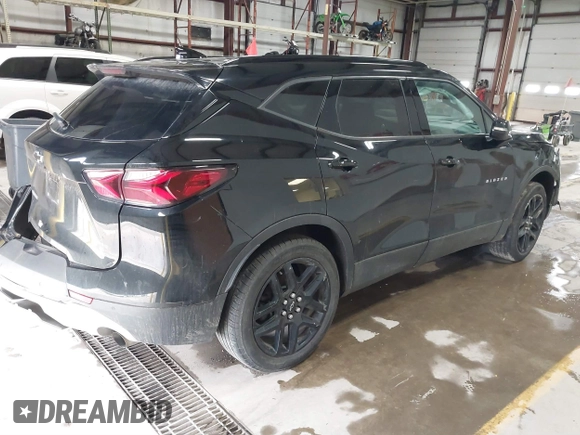 2020 Chevrolet Blazer LT z VIN 3GNKBBRA6LS684129, wystawiony jako IAAI lot #41850800 z przebiegiem 38 631 mil mil oraz . Historia ofert i sprzedaży dostępna na DreamBid. Obrazek 4.
