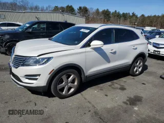 2015 Lincoln MKC with VIN 5LMCJ2A99FUJ29867, listed as a Copart auction lot 47642835 with 77,176 mi miles and Clean Title. Bid and sale history available at carsss.com. Image 1.
