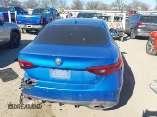 2019 Alfa Romeo Giulia with VIN ZARFANAN9K7609179, listed as a IAAI auction lot 41155716 with 21,149 mi miles. Bid and sale history available at carsss.com. Image 17.
