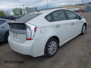 2012 Toyota Prius z VIN JTDKN3DP8C3016162, wystawiony jako IAAI lot #42256101 z przebiegiem 182 308 mil mil oraz . Historia ofert i sprzedaży dostępna na DreamBid. Obrazek 4.