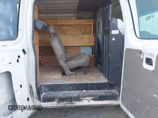2003 Ford Econoline Cargo with VIN 1FTRE14263HA39384, listed as a IAAI auction lot 41267380 with 317,767 mi miles and . Bid and sale history available at DreamBid. Image 8.