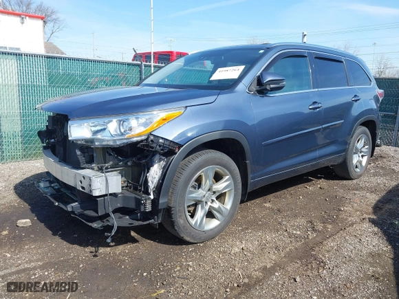 2015 Toyota Highlander Limited with VIN 5TDDKRFH6FS186386, listed as a IAAI auction lot 41987264 with 165,076 mi miles. Bid and sale history available at carsss.com. Image 18.