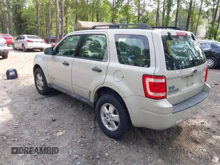 2008 Ford Escape XLS с VIN 1FMCU02Z58KA96331, выставлен на аукционе IAAI как лот 42703539 с пробегом 251 237 миль миль и . История ставок и продаж доступна на DreamBid. Изображение 3.