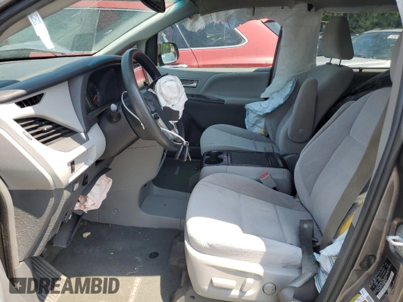 2015 Toyota Sienna LE AAS с VIN 5TDKK3DC3FS637513, выставлен на аукционе Copart как лот 57473035 с пробегом 133 997 миль миль и Списание • Salvage title. История ставок и продаж доступна на DreamBid. Изображение 7.