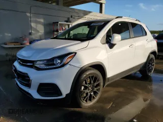2021 Chevrolet Trax LT with VIN KL7CJLSB1MB335818, listed as a Copart auction lot 42580495 with 11,278 mi miles and Salvage title. Bid and sale history available at DreamBid. Image 1.
