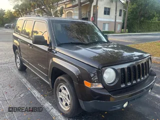 2014 Jeep Patriot Sport with VIN 1C4NJRBBXED625317, listed as a Copart auction lot 53400655 with 114,818 mi miles and Clean Title. Bid and sale history available at carsss.com. Image 1.