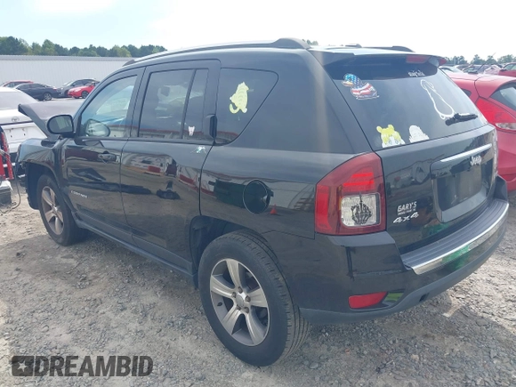 2016 Jeep Compass Latitude with VIN 1C4NJDEB2GD746067, listed as a IAAI auction lot 40512860 with 119,360 mi miles. Bid and sale history available at carsss.com. Image 3.