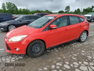 2012 Ford Focus SE with VIN 1FAHP3K26CL329938, listed as a Copart auction lot 54216494 with 170,010 mi miles and Salvage Title. Bid and sale history available at carsss.com. Image 1.