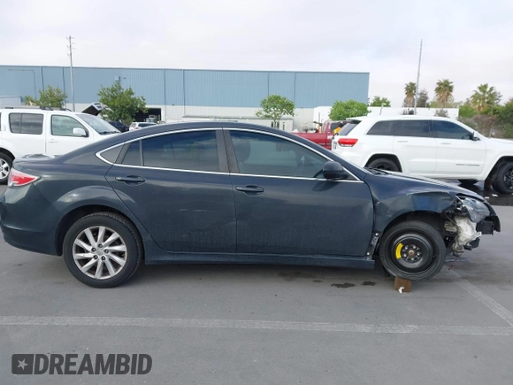 2012 Mazda Mazda6 i Touring with VIN 1YVHZ8DH5C5M23617, listed as a IAAI auction lot 42066528 with 181,796 mi miles. Bid and sale history available at carsss.com. Image 14.