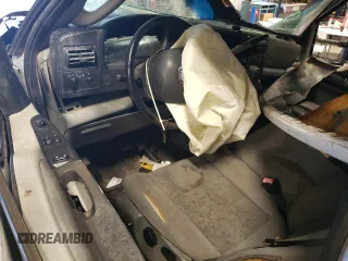 2005 Ford F-350 XL z VIN 1FTWX33P95EB03850, wystawiony jako Copart lot #71228644 z przebiegiem Nie podano mil oraz Szkoda całkowita • Salvage title. Historia ofert i sprzedaży dostępna na DreamBid. Obrazek 8.