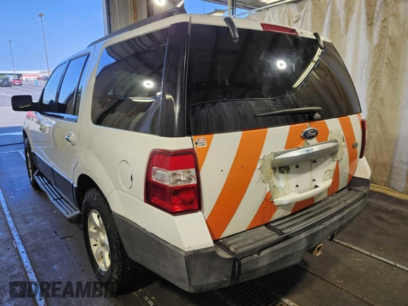 2011 Ford Expedition XL with VIN 1FMJU1G50BEF49196, listed as a IAAI auction lot 42847266 with 302,687 mi miles and . Bid and sale history available at DreamBid. Image 8.