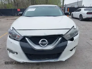 2017 Nissan Maxima SV with VIN 1N4AA6AP6HC416814, listed as a IAAI auction lot 41960419 with 190,967 mi miles and . Bid and sale history available at DreamBid. Image 12.