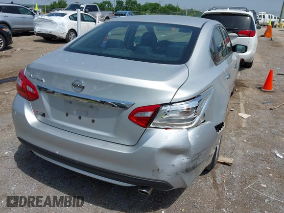 2017 Nissan Altima S z VIN 1N4AL3AP5HC496048, wystawiony jako IAAI lot #42275448 z przebiegiem 22 300 mil mil oraz . Historia ofert i sprzedaży dostępna na DreamBid. Obrazek 4.