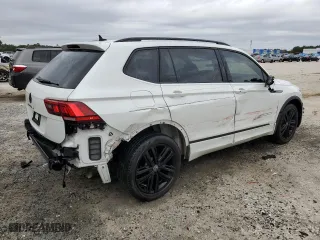 2022 Volkswagen Tiguan SE R-Line Black with VIN 3VVCB7AX4NM157094, listed as a Copart auction lot 43133995 with 17,124 mi miles and Salvage Title. Bid and sale history available at carsss.com. Image 3.