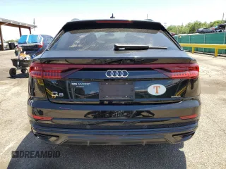 2020 Audi Q8 Prestige with VIN WA1FVAF18LD001941, listed as a Copart auction lot 61498385 with 29,634 mi miles and Salvage title. Bid and sale history available at DreamBid. Image 6.