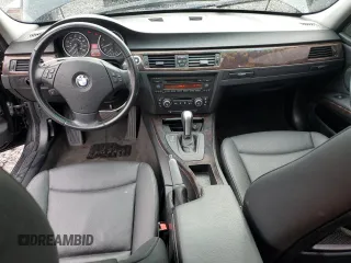 2007 BMW 3 Series 328xi with VIN WBAVC93517KX58143, listed as a Copart auction lot 52036035 with 161,954 mi miles and Salvage title. Bid and sale history available at DreamBid. Image 8.