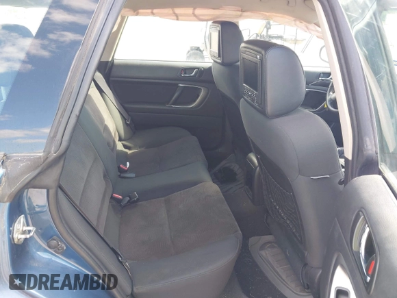 2008 Subaru Outback i with VIN 4S4BP61C287313369, listed as a IAAI auction lot 42045380 with 130,611 mi miles and . Bid and sale history available at DreamBid. Image 8.