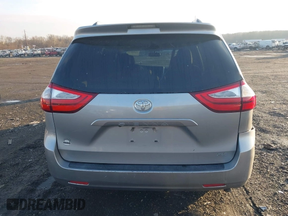 2016 Toyota Sienna XLE with VIN 5TDYK3DC2GS720782, listed as a IAAI auction lot 41184141 with 146,656 mi miles. Bid and sale history available at carsss.com. Image 17.
