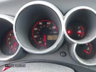 2004 Pontiac Vibe z VIN 5Y2SL62804Z443756, wystawiony jako IAAI lot #42557027 z przebiegiem 238 587 mil mil oraz . Historia ofert i sprzedaży dostępna na DreamBid. Obrazek 7.