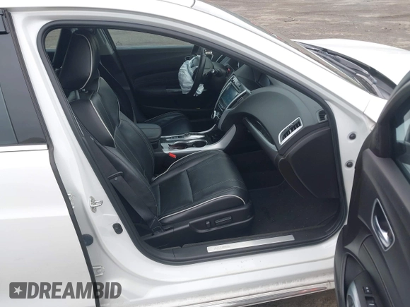 2018 Acura TLX w/Advance Pkg with VIN 19UUB3F70JA006640, listed as a IAAI auction lot 41706149 with 156,763 mi miles. Bid and sale history available at carsss.com. Image 5.