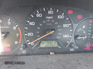 1999 Honda Accord LX z VIN JHMCG5640XC051473, wystawiony jako IAAI lot #42455960 z przebiegiem 200 284 mil mil oraz . Historia ofert i sprzedaży dostępna na DreamBid. Obrazek 7.