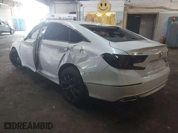 2019 Honda Accord Touring with VIN 1HGCV2F93KA032259, listed as a IAAI auction lot 41953625 with Not provided miles and . Bid and sale history available at DreamBid. Image 3.