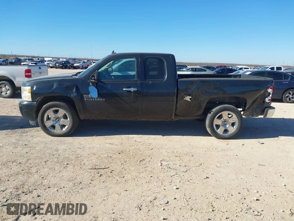 2010 Chevrolet Silverado 1500 LT with VIN 1GCSCSE07AZ142394, listed as a IAAI auction lot 41461545 with 199,789 mi miles and . Bid and sale history available at DreamBid. Image 14.