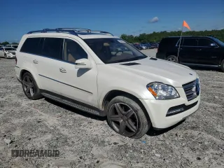2011 Mercedes-Benz GL 550 z VIN 4JGBF8GE4BA727500, wystawiony jako Copart lot #55490605 z przebiegiem 117 741 mil mil oraz Szkody całkowita. Historia ofert i sprzedaży dostępna na DreamBid. Obrazek 4.