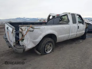 2003 Ford Super Duty F-250 XL with VIN 1FTNX21S93ED76927, listed as a IAAI auction lot 41396019 with 1 mi miles. Bid and sale history available at carsss.com. Image 4.