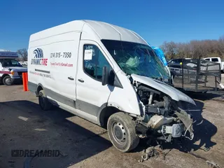 2022 Ford Transit Cargo with VIN 1FTBW3X8XNKA07506, listed as a IAAI auction lot 41218805 with Not Provided miles. Bid and sale history available at carsss.com. Image 1.