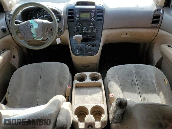2010 Kia Sedona LX with VIN KNDMG4C36A6355277, listed as a Copart auction lot 77987954 with 222,929 mi miles and Non Repairable. Bid and sale history available at DreamBid. Image 8.